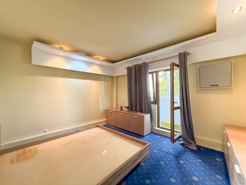 Anastasie Panu, apartament 3 camere 90 mp, centrala, aer conditionat.
